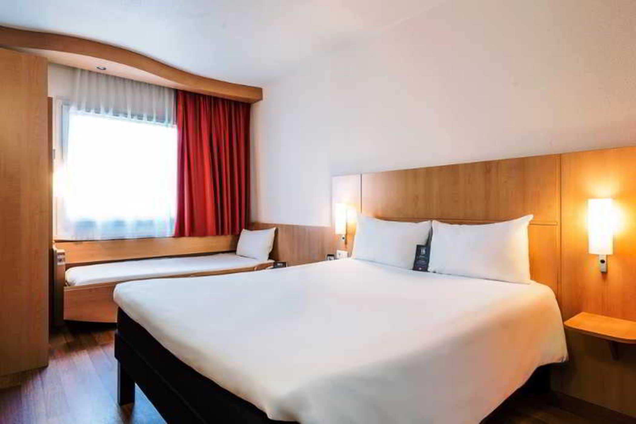 Ibis Madrid Calle Alcala Exteriér fotografie